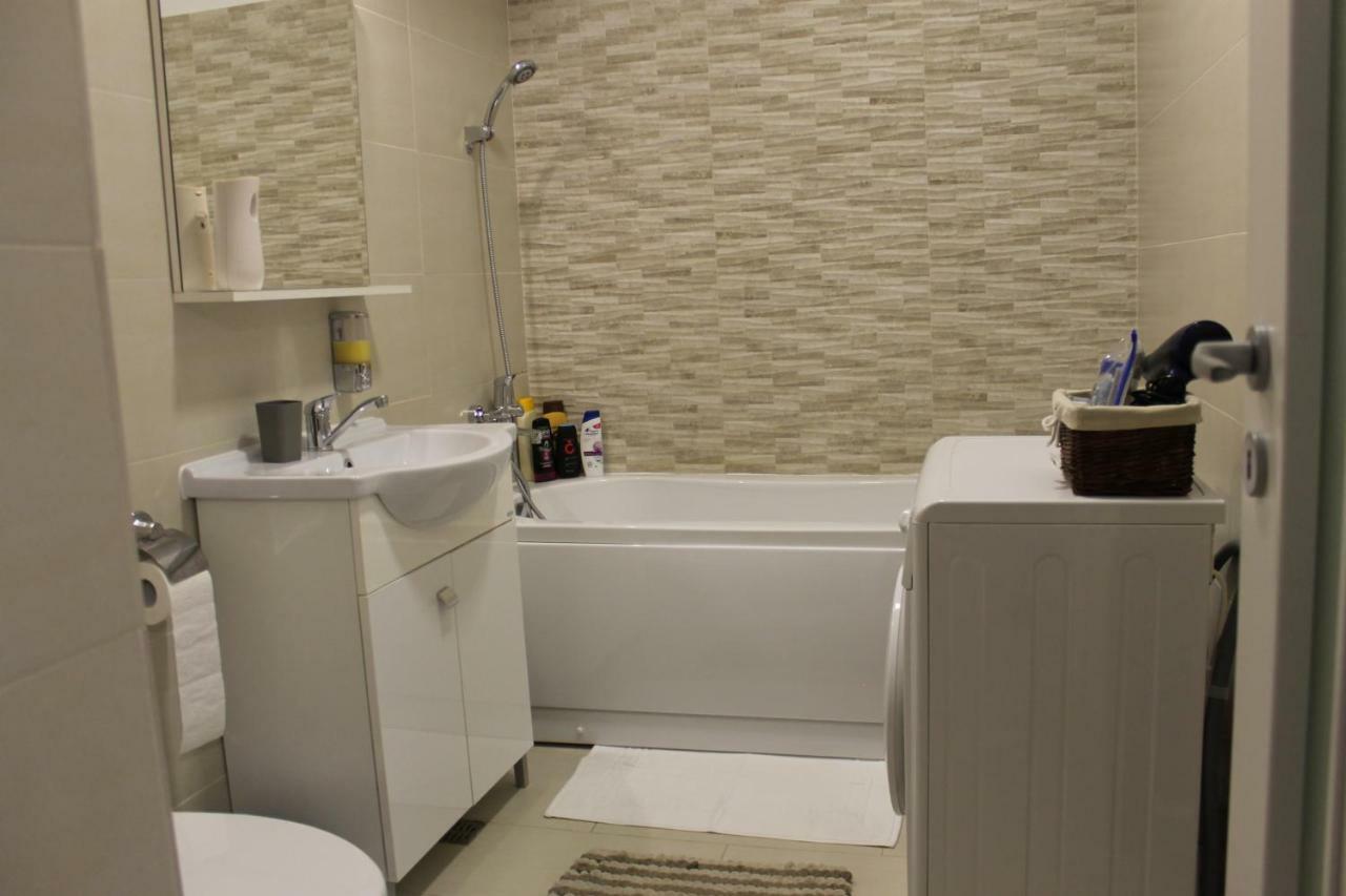 Simona Apartament Palas Mall 1 Iasi Exteriör bild